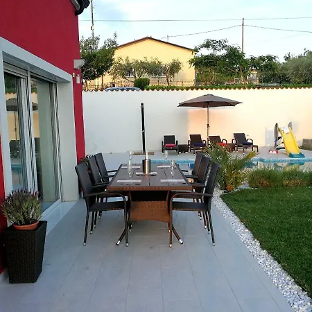 Villa House Anja *
