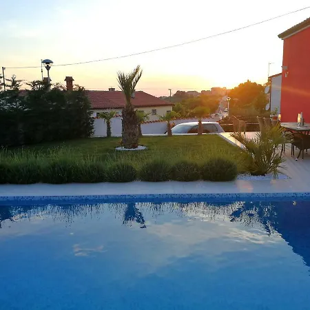 House Anja Буйе
